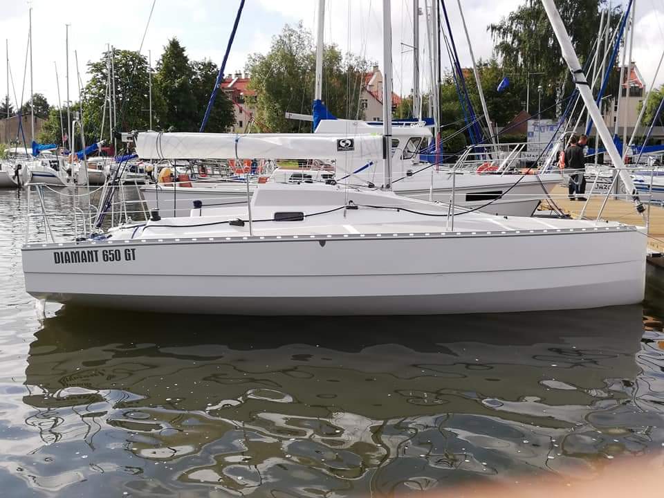 Segelbåt Diamant 650s